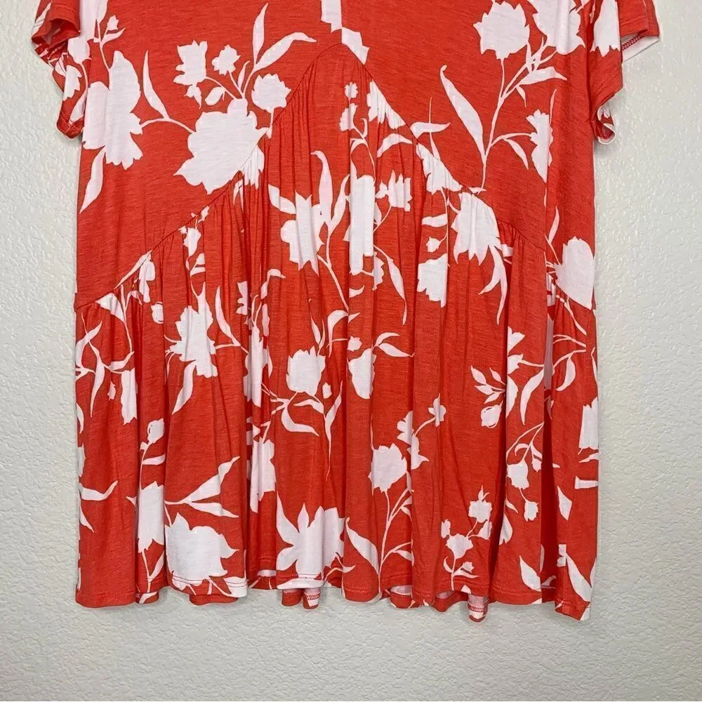 NWOT Lane Bryant Women’s Coral Floral Baby Doll Swing Tee, Size 14/16